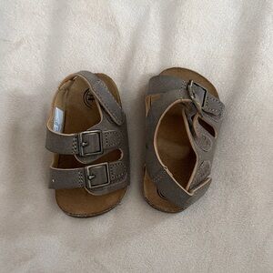 Wonder Nation Gray Kids Sandals